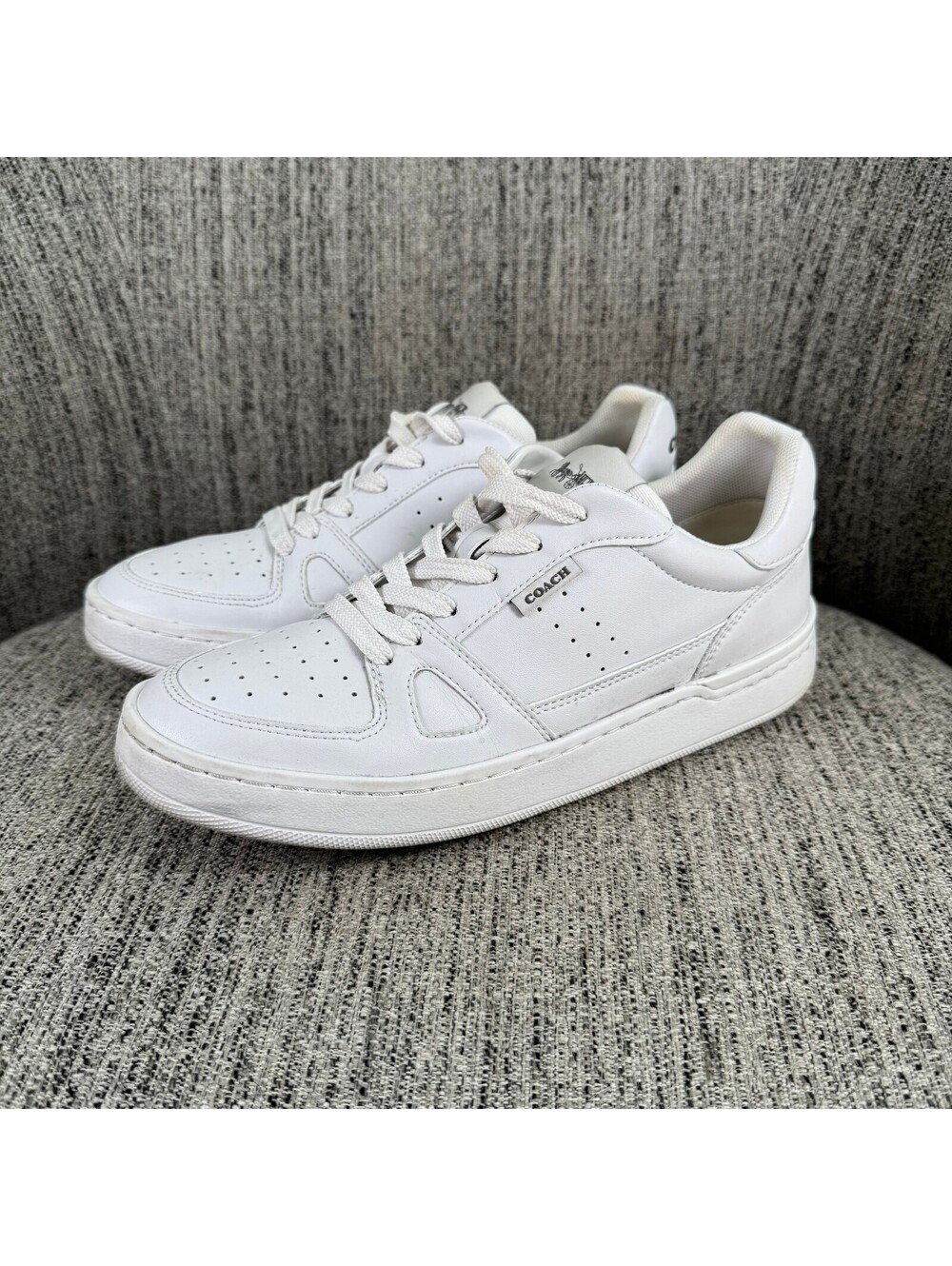 Coach Clip Court Low Top Sneakers Womens 7.5 White Leather Shoes CM693 Lace